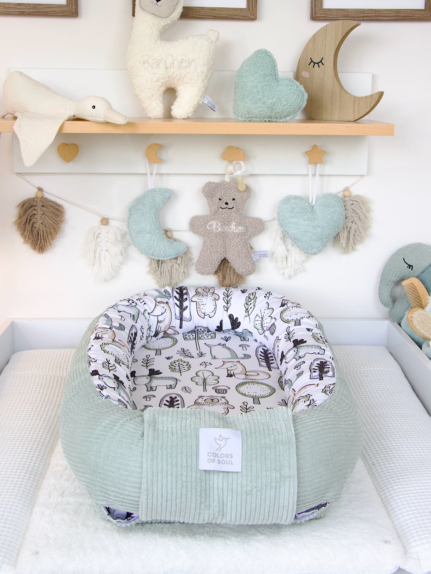 Babynest Cord mint und Waldfreunde
