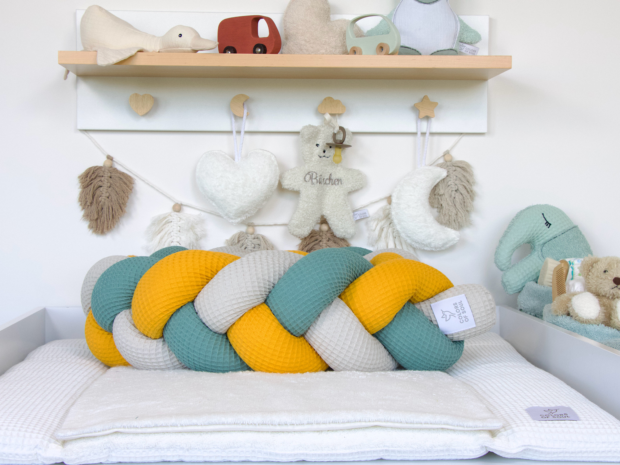 Geflochtene Bettschlange – Waffelpique beige, gelb, altgrün für das Babyzimmer