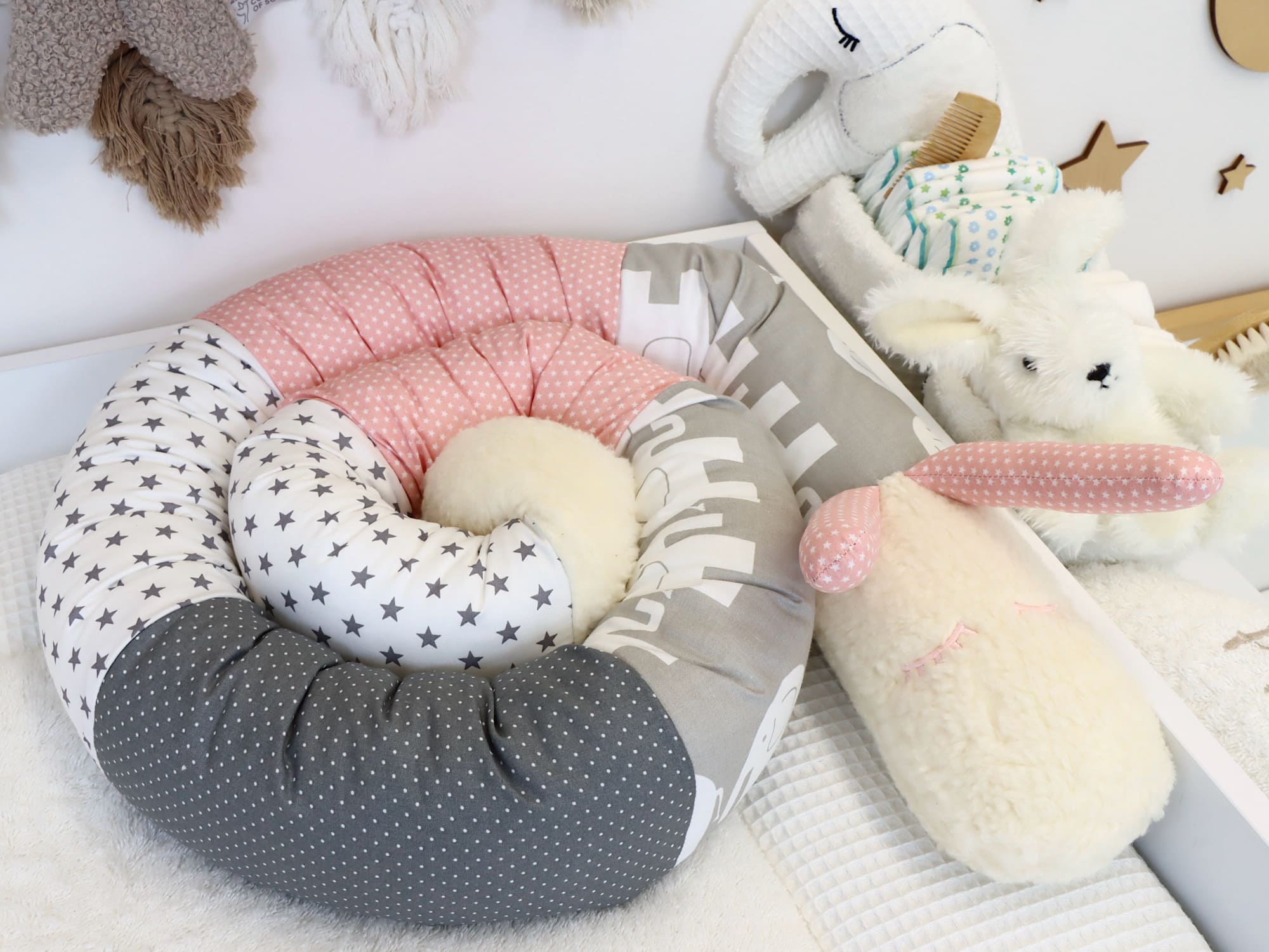 Handgefertigte Bettschnecke Elefanten Grau & Altrosa – mit kuscheligem Teddyplüsch und süßen Elefantenmustern