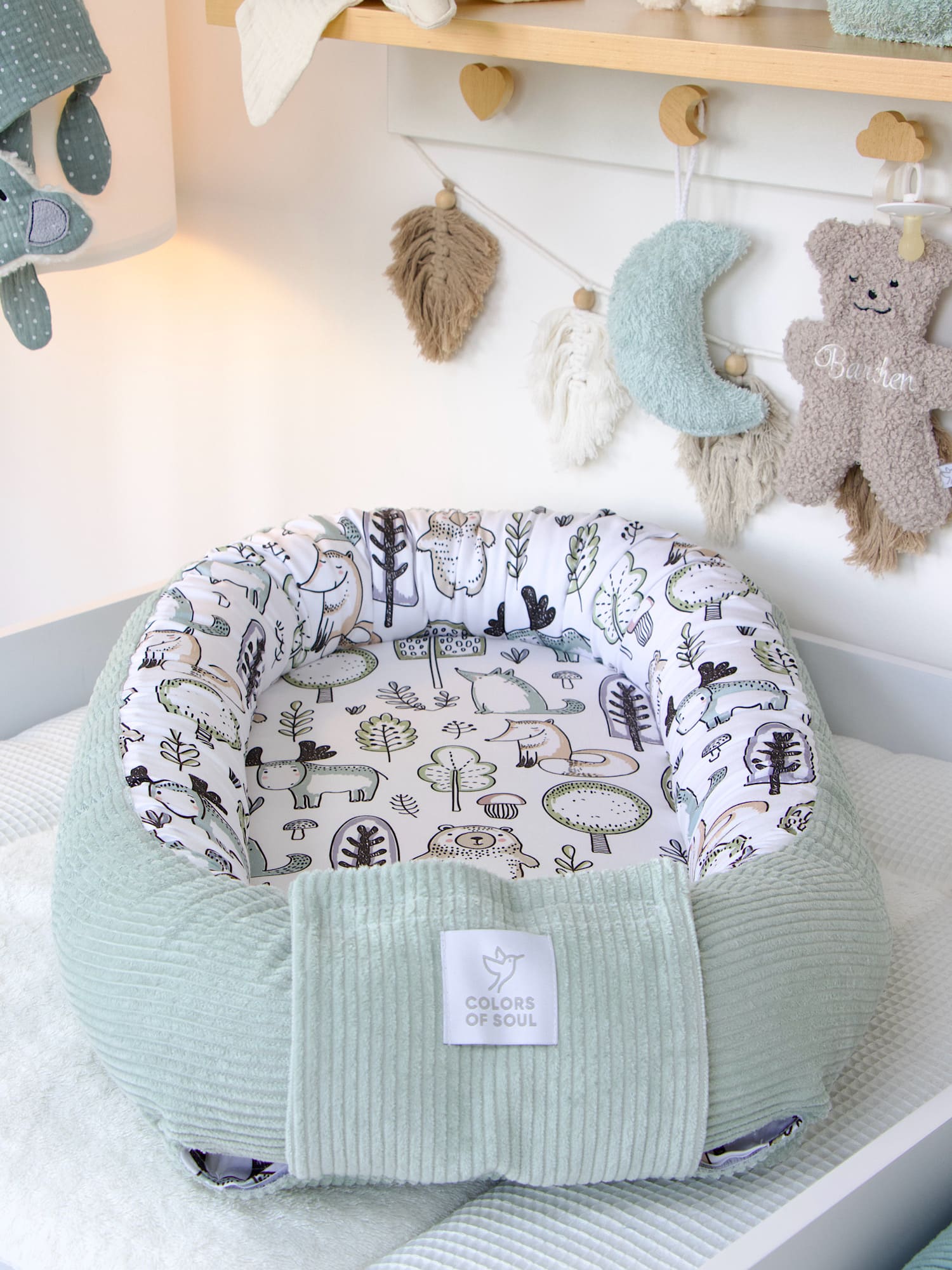 Babynest Cord mint und Waldfreunde