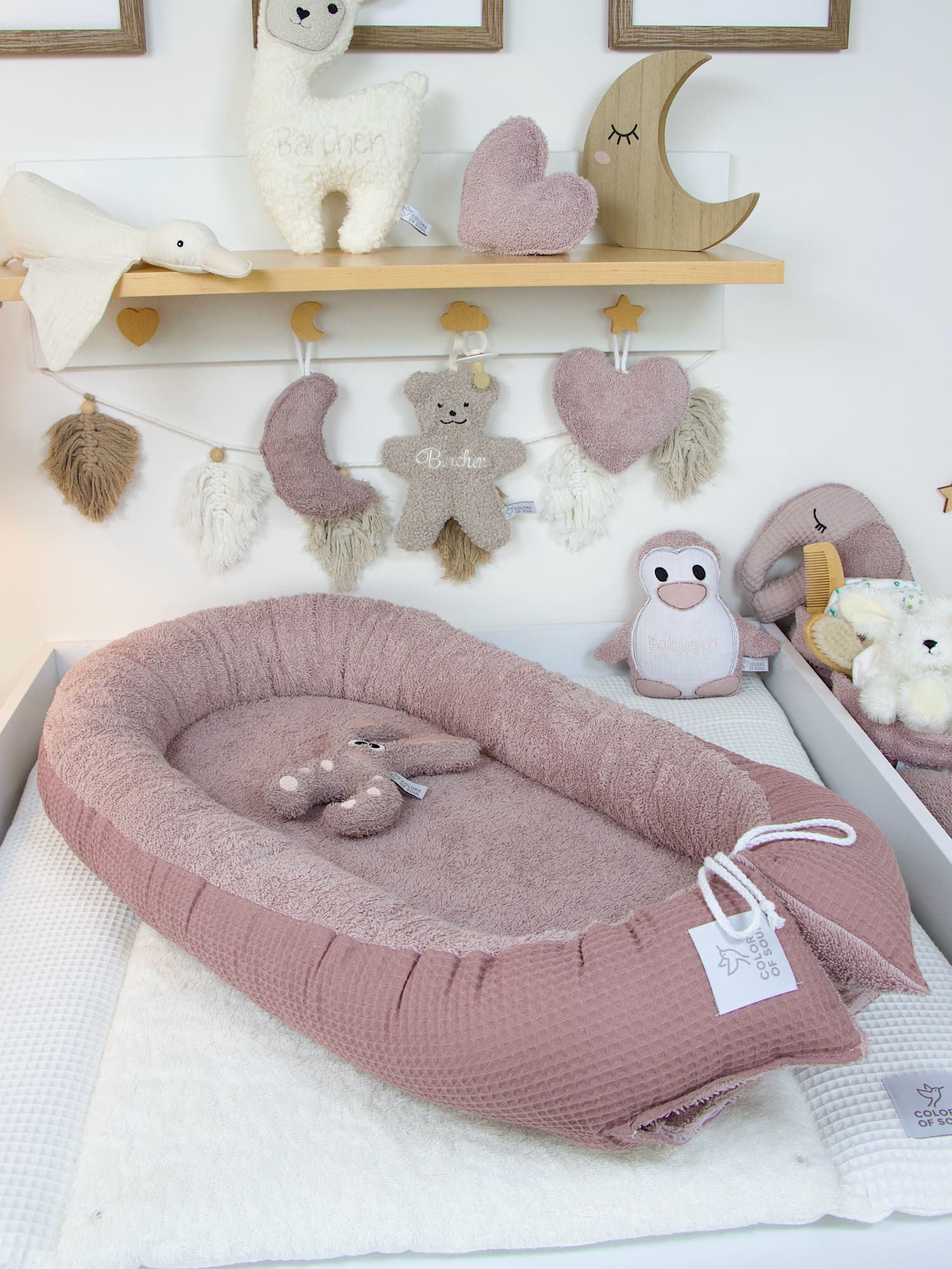 Altmalve Babynest mit Frotteematte und liebevollen Details – ideal für Neugeborene und als Geschenk zur Geburt