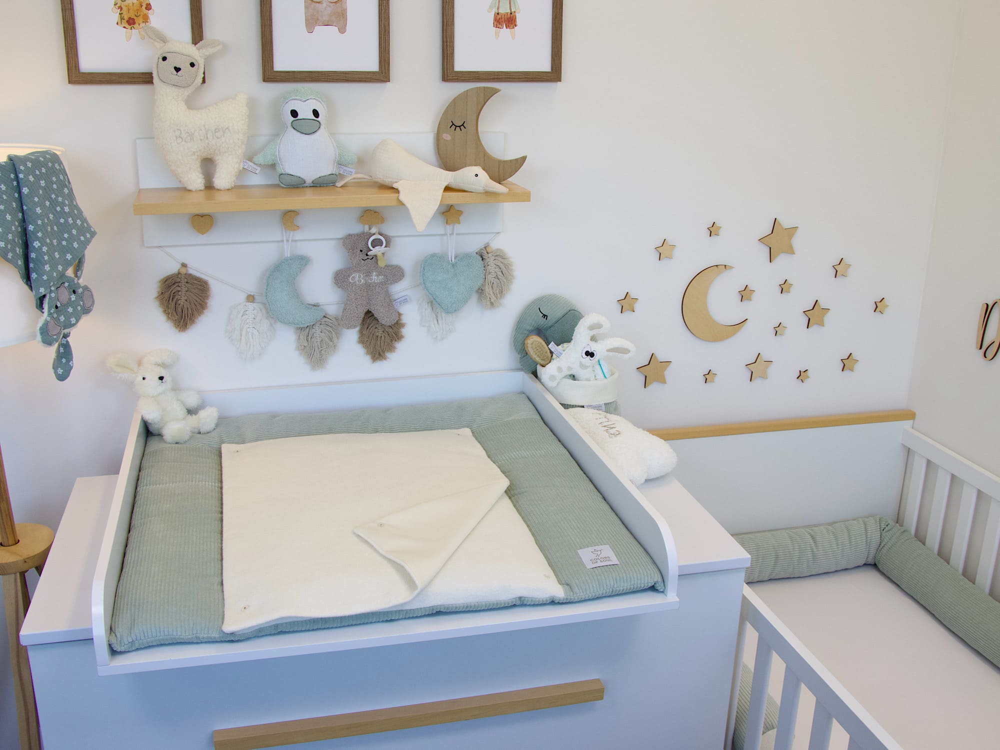 Wickelauflage in Mint und Creme – weich gepolstert und komplett waschbar