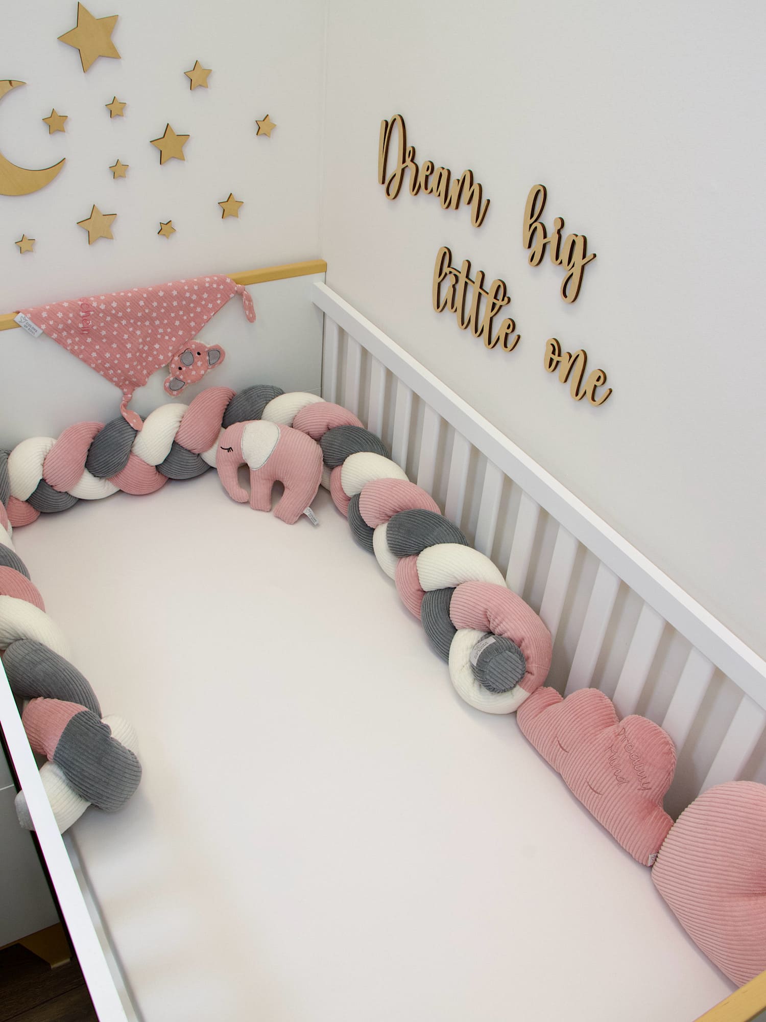 Bettschlange fürs Babybett aus Cord in Creme, Altrosa und Grau