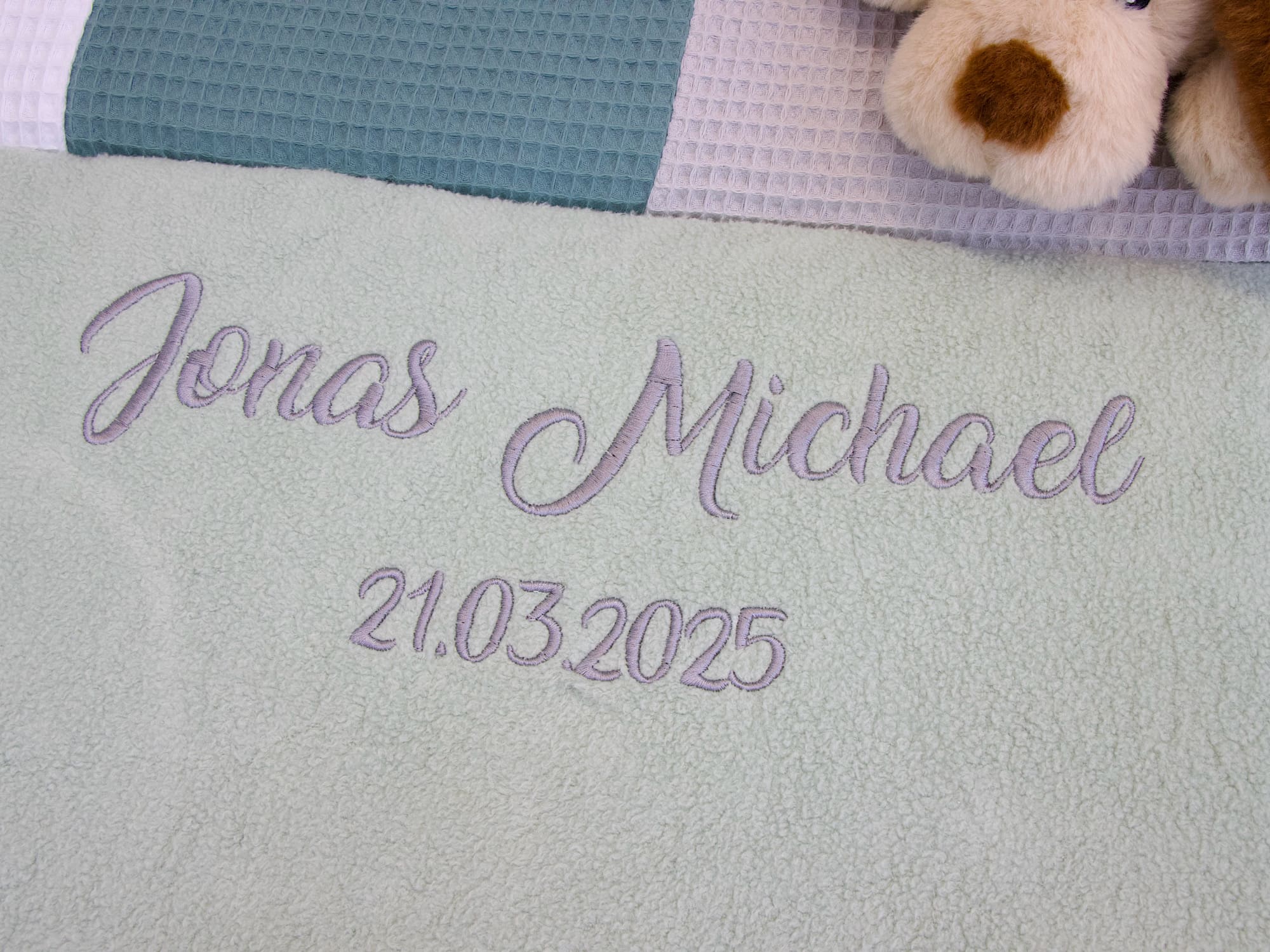 Personalisierte Krabbeldecke im Patchwork-Design mit Waffelpique