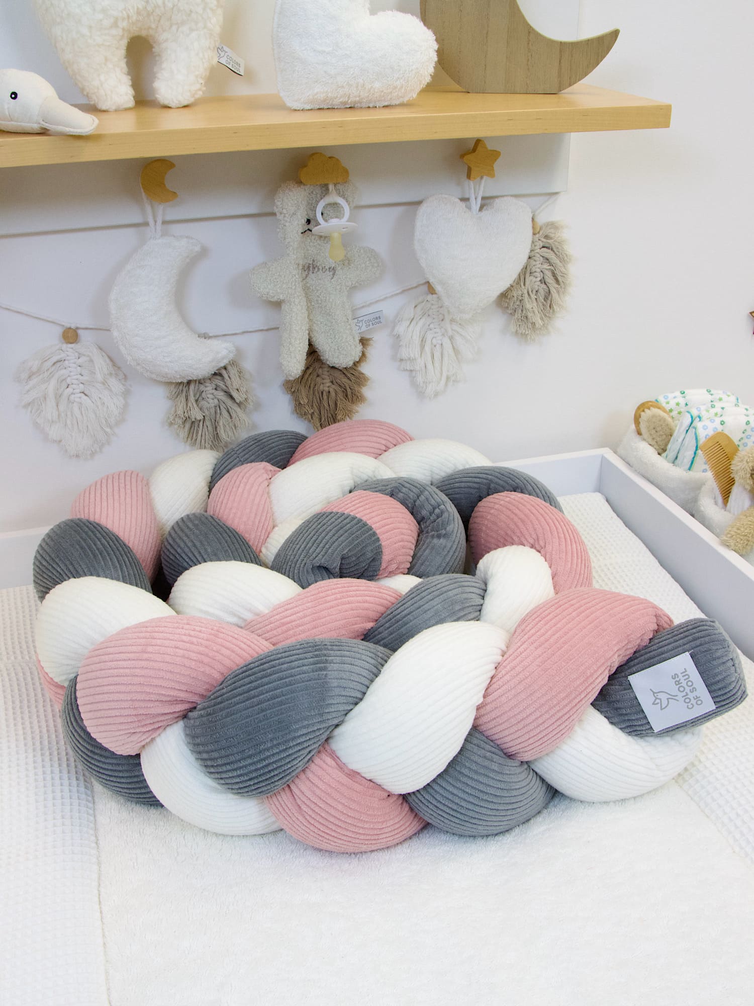 Handgefertigte geflochtene Bettschlange aus Cord in Creme, Altrosa und Grau