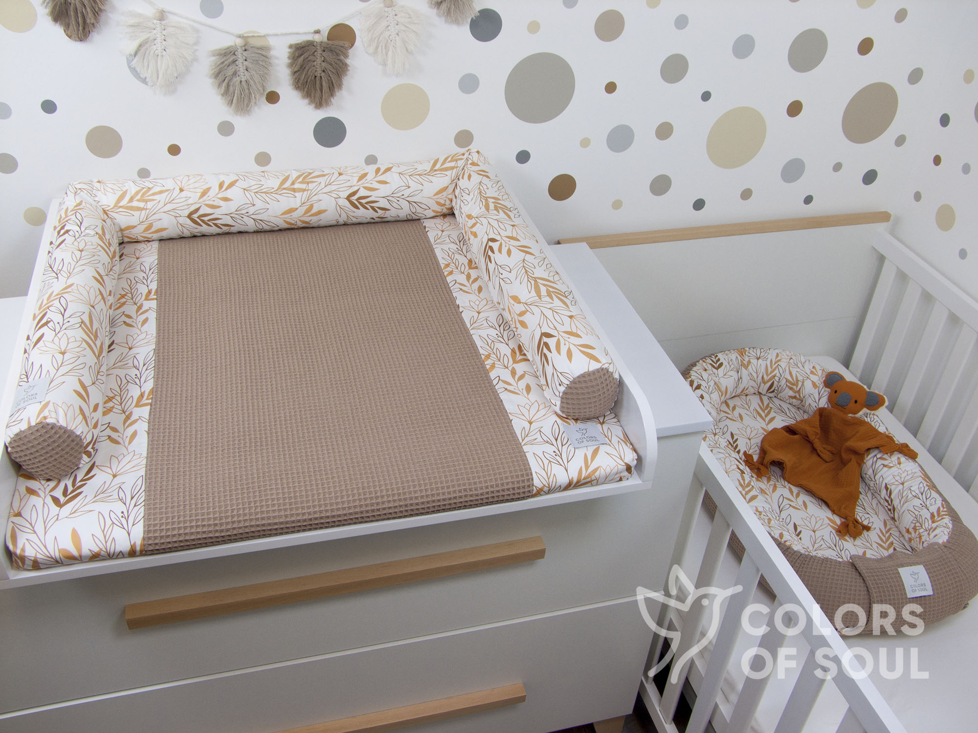 3-er SET - Wickelauflage mit Inlett, Babynestchen, Bettschlange - Zweige camel / Waffelpique camel