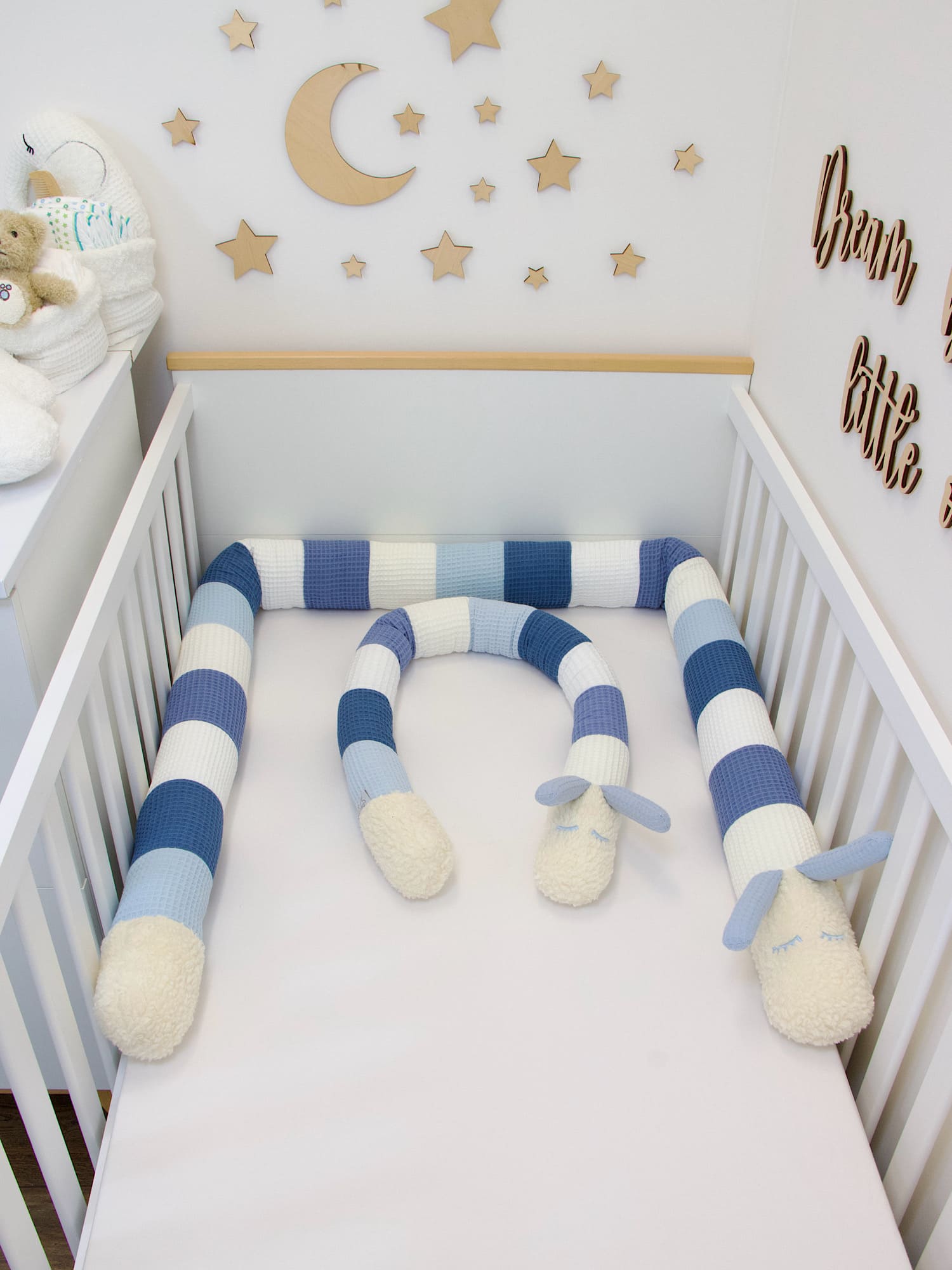 Patchwork Bettschnecke: Waffelpique creme, blau, weiß, jeansblau, hellblau