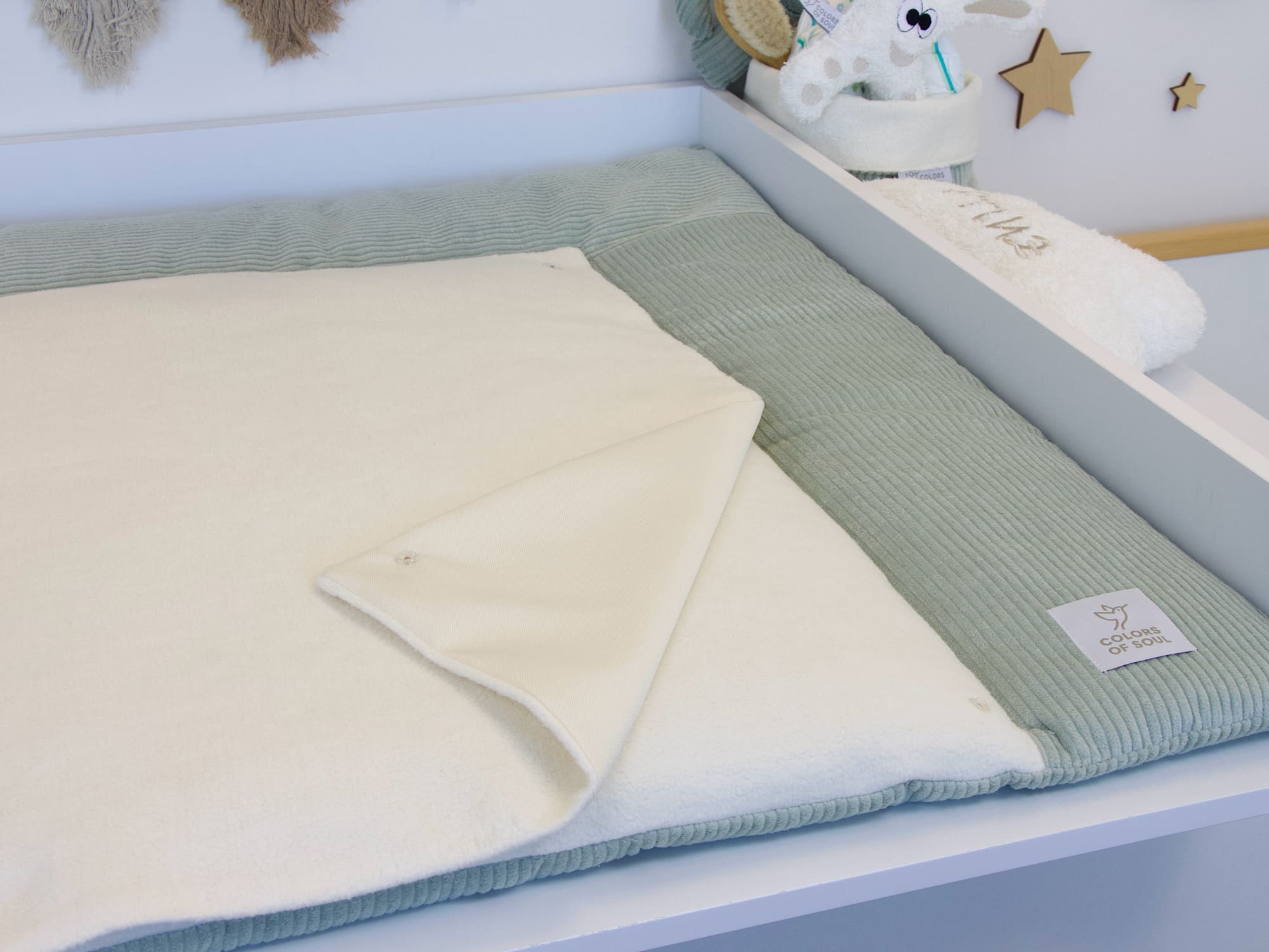 Wickeltischauflage aus Cord Mint mit weichem Baumwollfleece