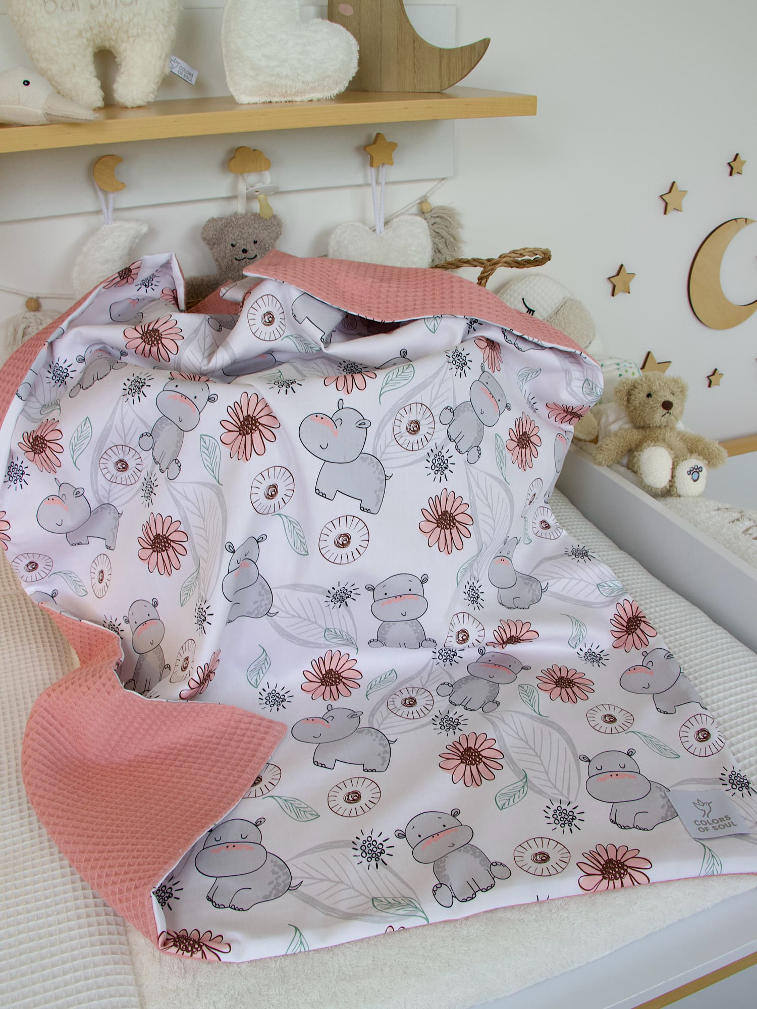 Personalisierte Babydecke - niedliche Nilpferde / Waffelpique blush