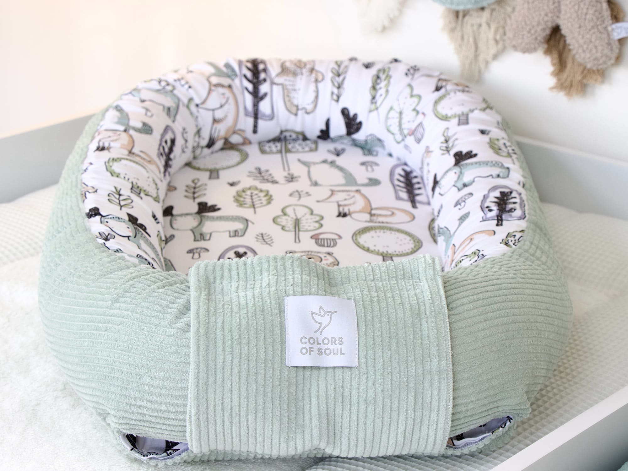 Babynest Cord mint und Waldfreunde