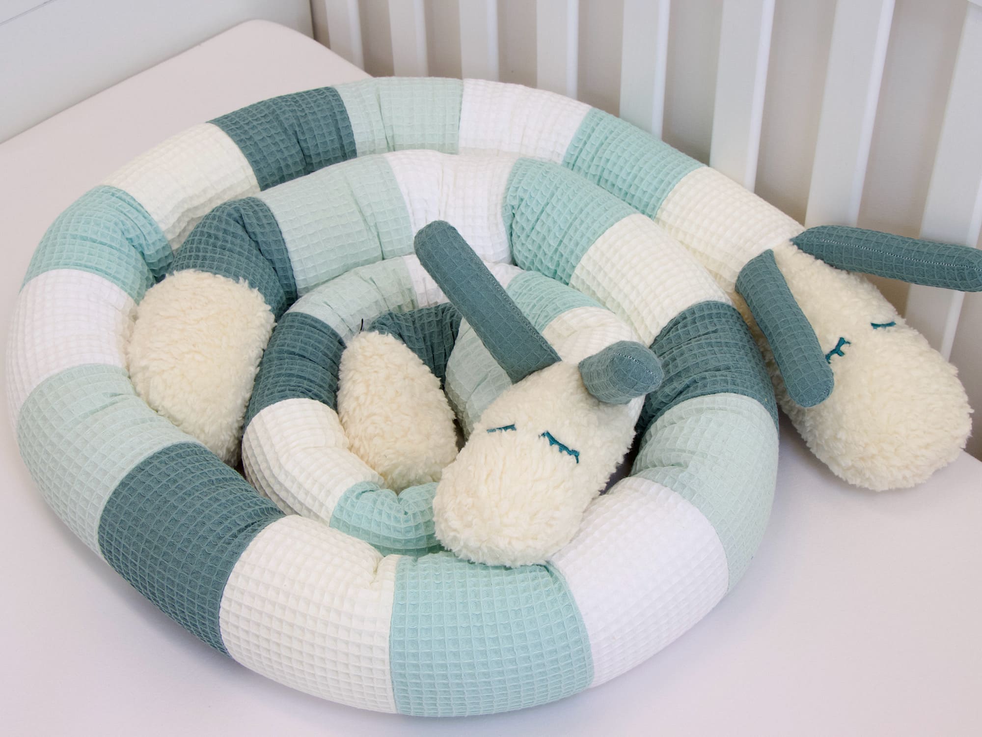 Puckschnecke Patchwork: Waffelpique creme, pastellmint, weiß, hellmint, altgrün