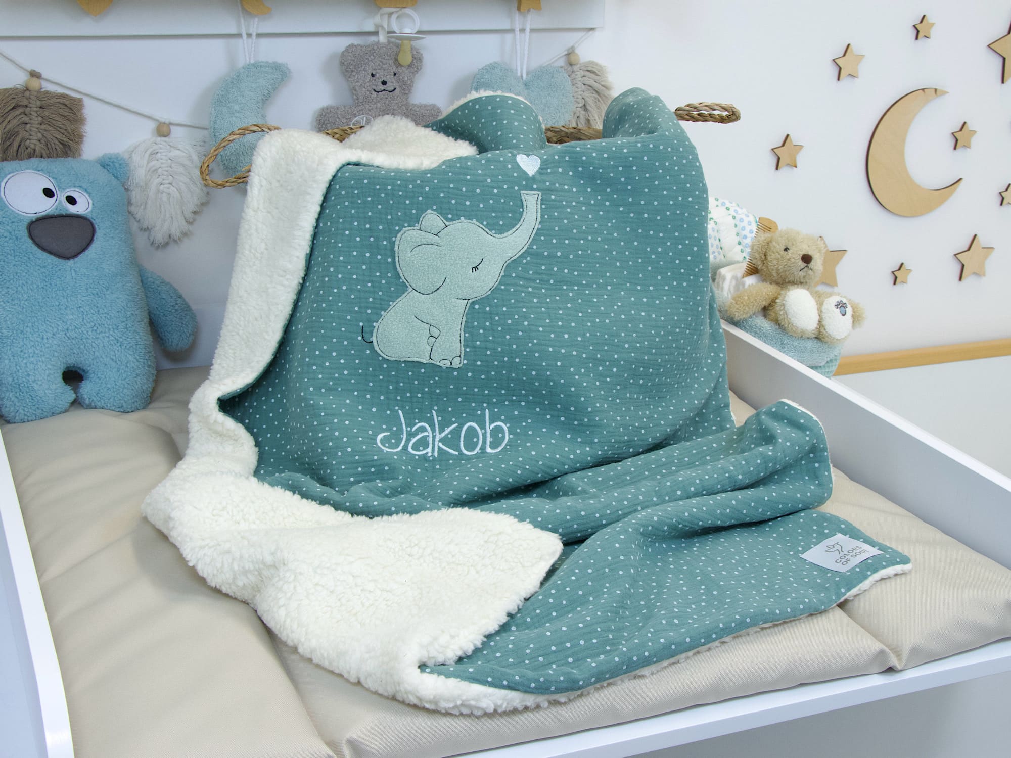 Kuscheldecke Elefant mit Herz - Musselin mit weißen Punkten altgrün / Teddyplüsch creme