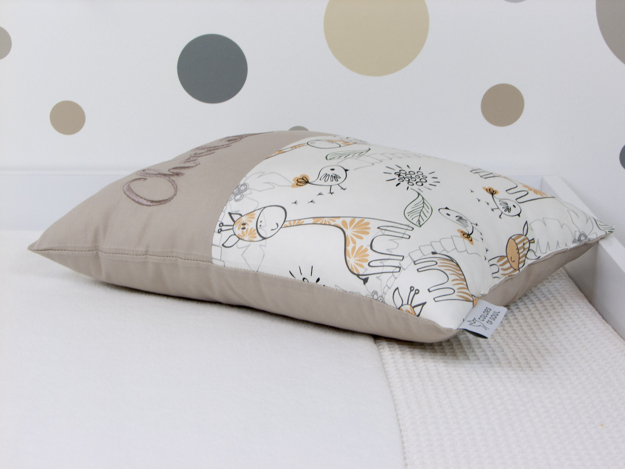 Babykissen Giraffe und Zebra / sand