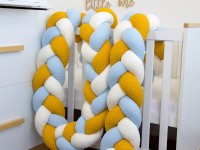 Bettschlange geflochten: Waffelpique creme mit Sternen, hellblau, gelb