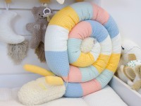 Puckschnecke mit Namen: Waffelpique hellblau, aprikose, hellmint, hellgelb, creme