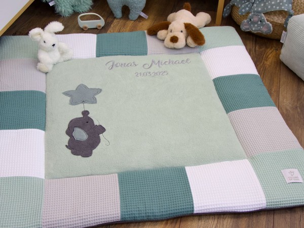 Krabbeldecke Baby personalisiert - Elefant mit Luftballon / hellmint