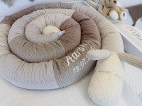 Personalisierte Bettschnecke aus Cord in Light Sand, Hellbeige, Beige & Camel