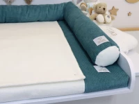 Wickelauflage mit Bezug und klassischer Bettschlange in Cord Petrol und Baumwollfleece Creme