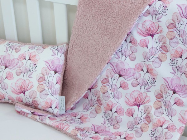 Personalisierte Babydecke mit Namen - Tulpenmagnolie Aquarell / Teddyplüsch altrosa