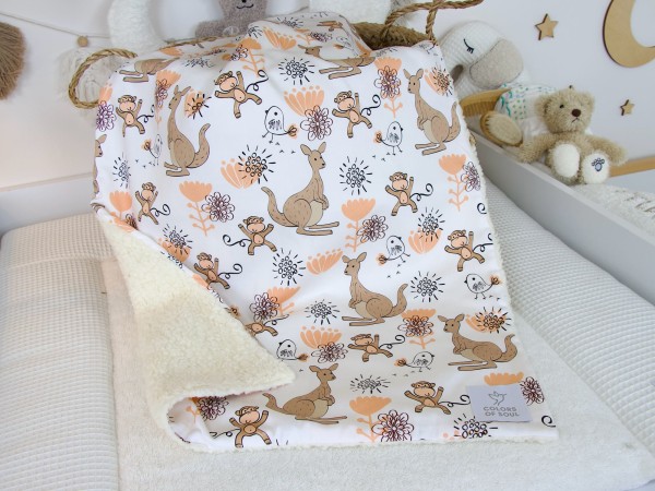 Personalisierte Babydecke - Kängurus und Affen / Teddyplüsch creme
