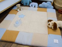 Krabbeldecke Patchwork Beige Hellblau mit Elefant – moderne Baby Spieldecke
