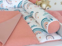 2-er SET - Wickelauflage, Bettschlange - pastell Regenbogen und Herzen / Waffelpique blush