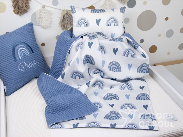 Babydecke - Regenbogen und Herzen blau / Waffelpique blau