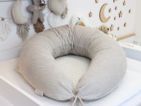 Stillkissen XXL Cord Hellbeige in Babybett – handgemacht in Deutschland (Colors of Soul)