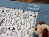 Personalisierte Krabbeldecke aus Baumwollsatin Waldfreunde mit Cord in Blau