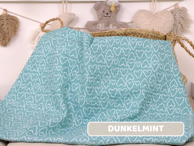 Waffelpique Herzen bedruckt dunkelmint